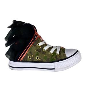 Converse Girls Ruffled Camo High Top Sneakers Size 1